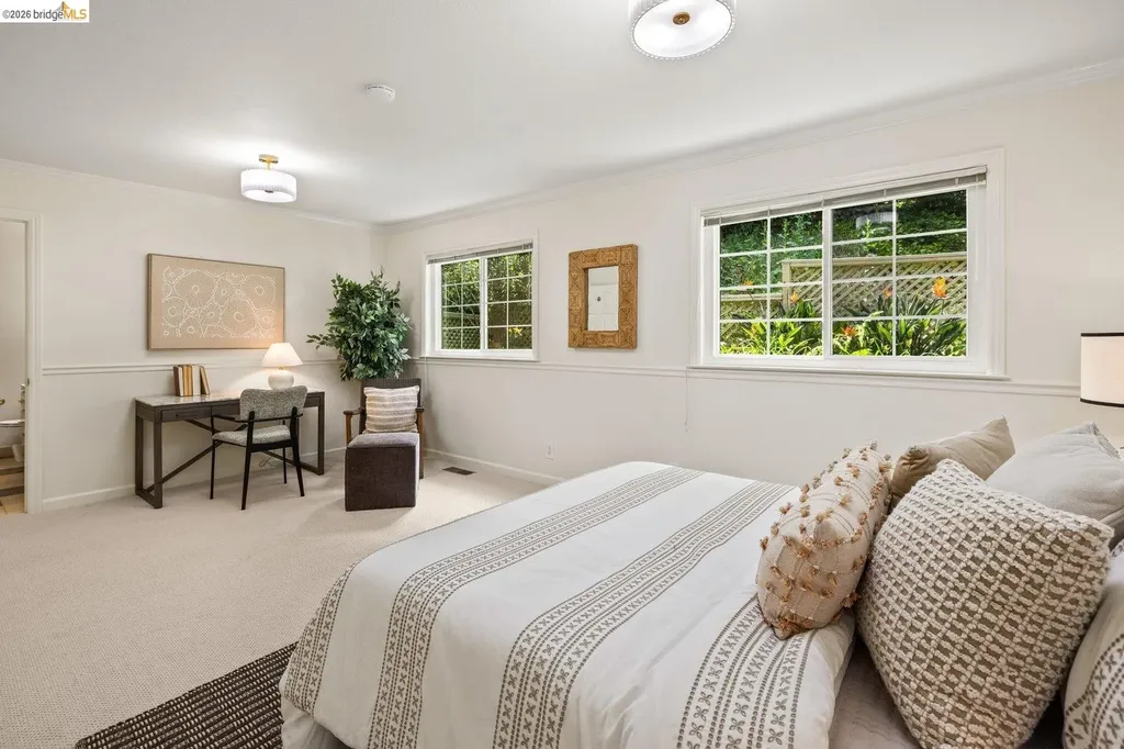 6685 Shepherd Canyon Road Oakland CA 94611