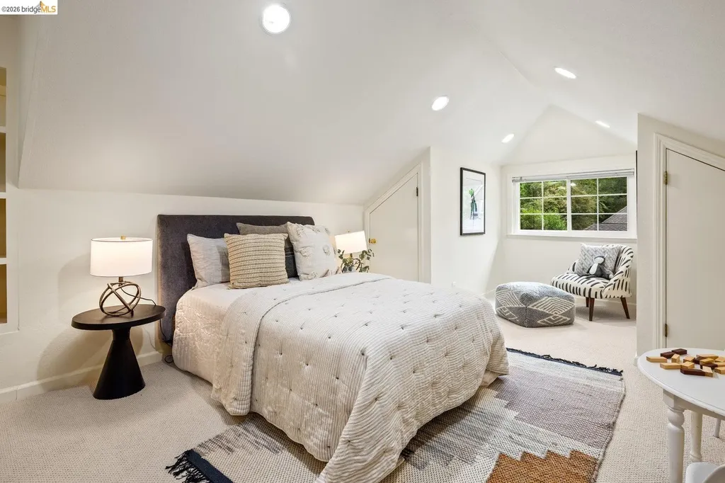 6685 Shepherd Canyon Road Oakland CA 94611