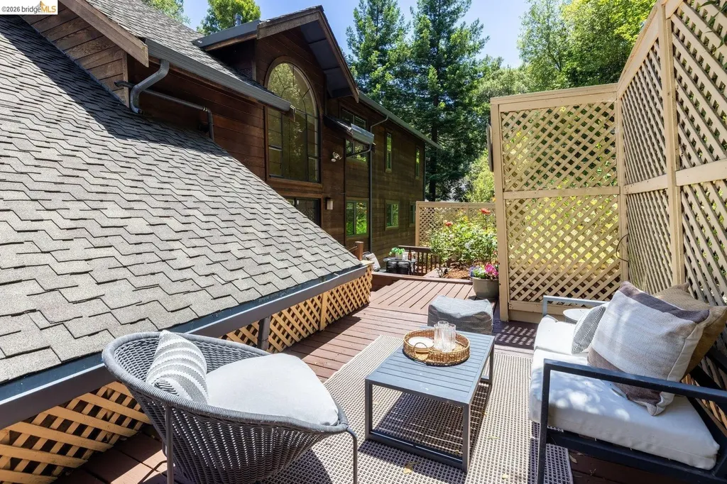 6685 Shepherd Canyon Road Oakland CA 94611