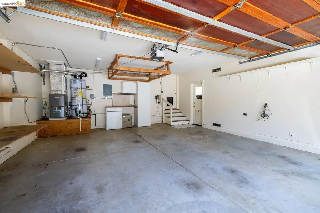 6685 Shepherd Canyon Road Oakland CA 94611