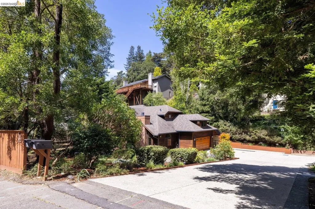 6685 Shepherd Canyon Road Oakland CA 94611