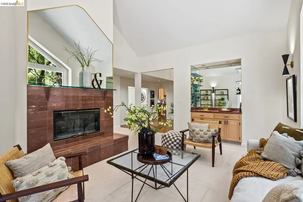 6685 Shepherd Canyon Road Oakland CA 94611
