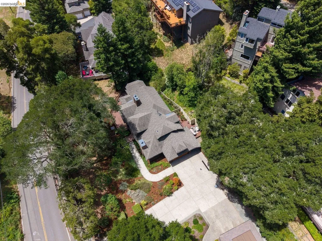 6685 Shepherd Canyon Road Oakland CA 94611