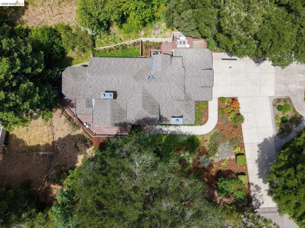 6685 Shepherd Canyon Road Oakland CA 94611