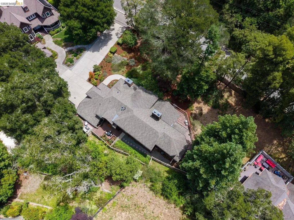 6685 Shepherd Canyon Road Oakland CA 94611