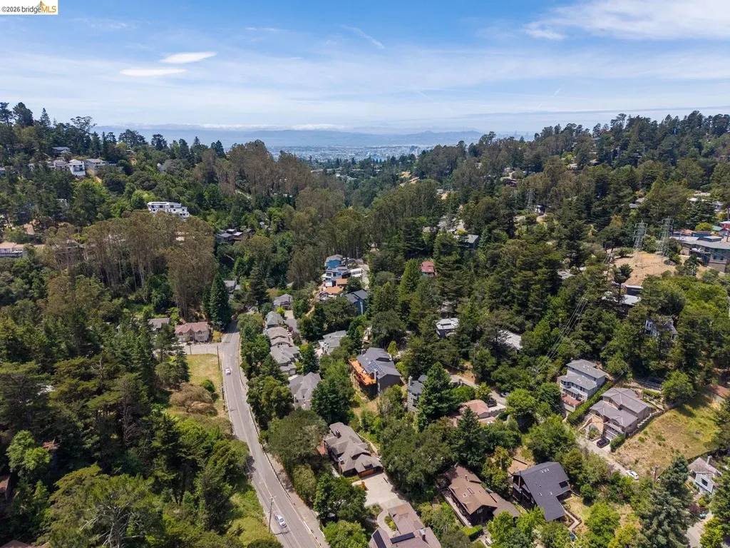 6685 Shepherd Canyon Road Oakland CA 94611
