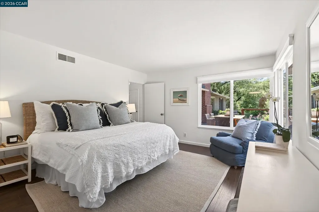 229 Manzanita Drive Orinda CA 94563