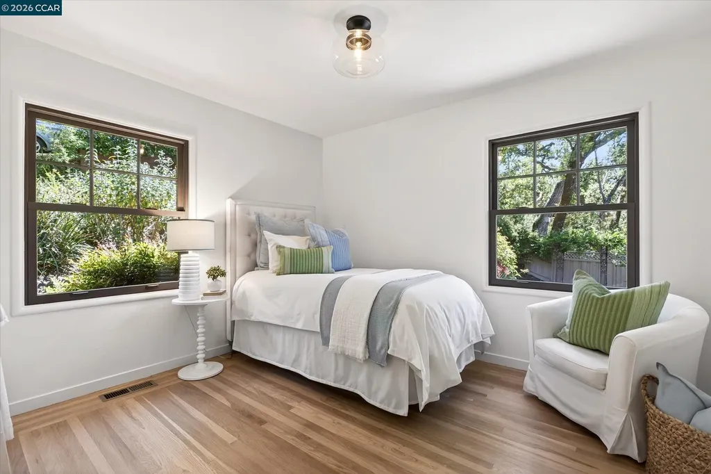 229 Manzanita Drive Orinda CA 94563