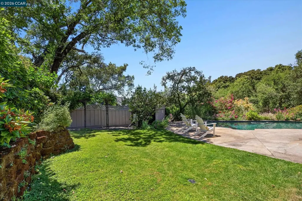 229 Manzanita Drive Orinda CA 94563