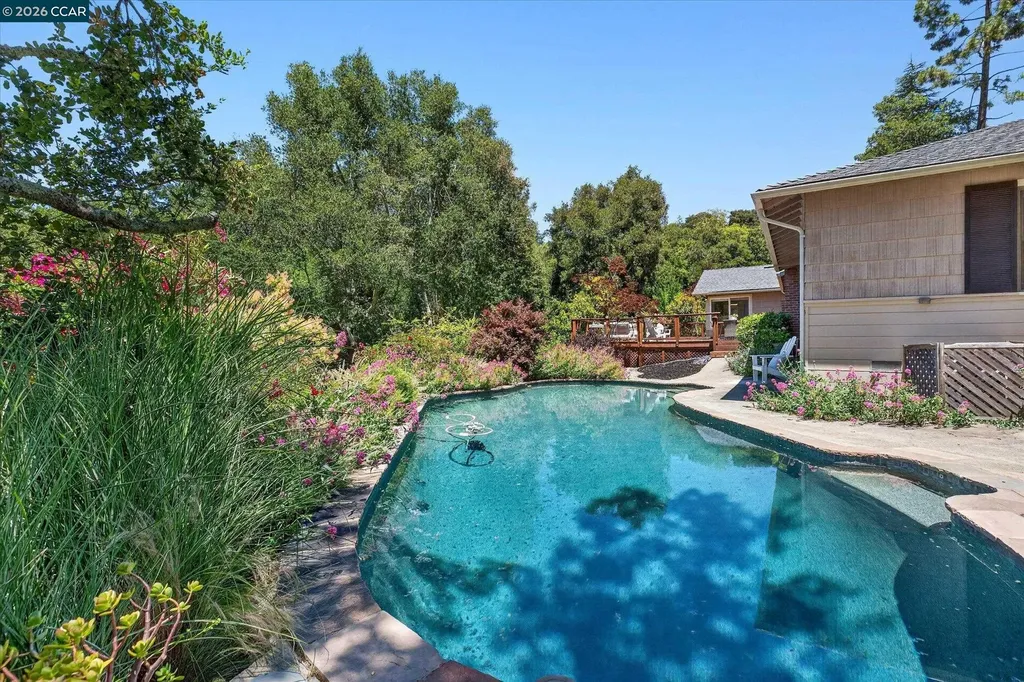 229 Manzanita Drive Orinda CA 94563