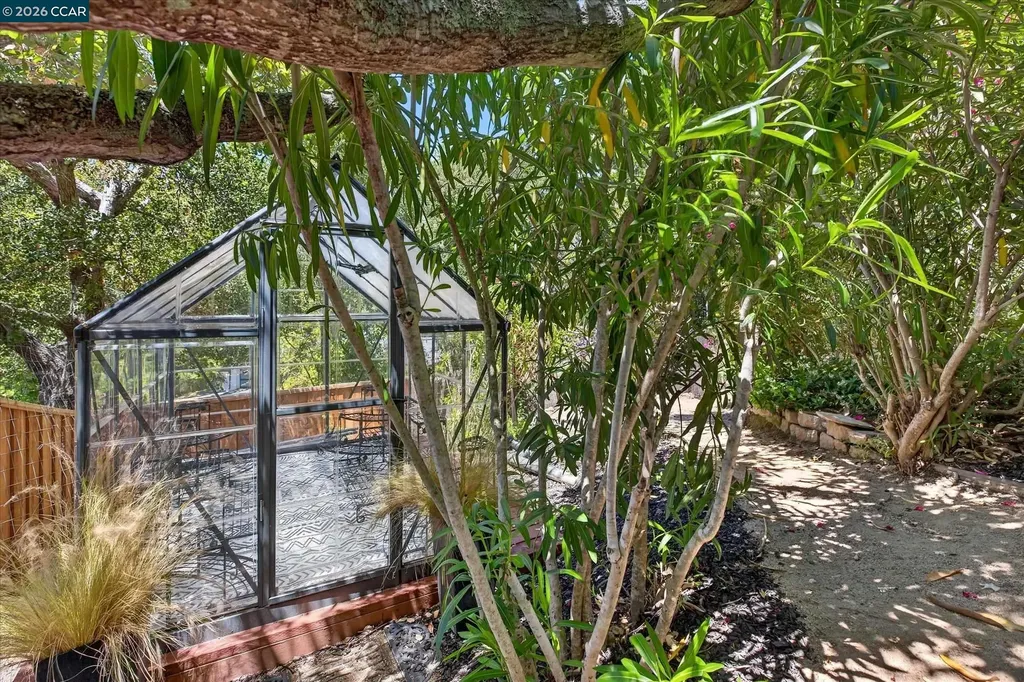 229 Manzanita Drive Orinda CA 94563