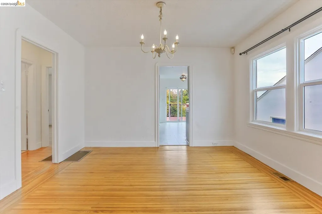 2920 76th Avenue Oakland CA 94605