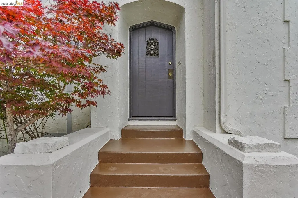 2920 76th Avenue Oakland CA 94605