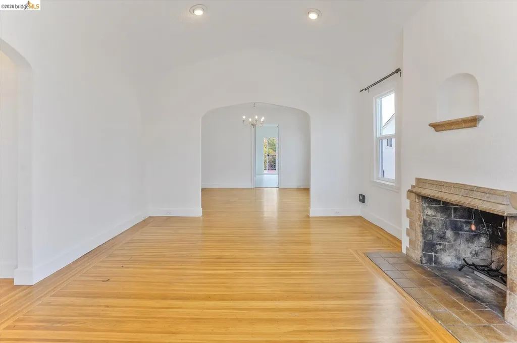 2920 76th Avenue Oakland CA 94605