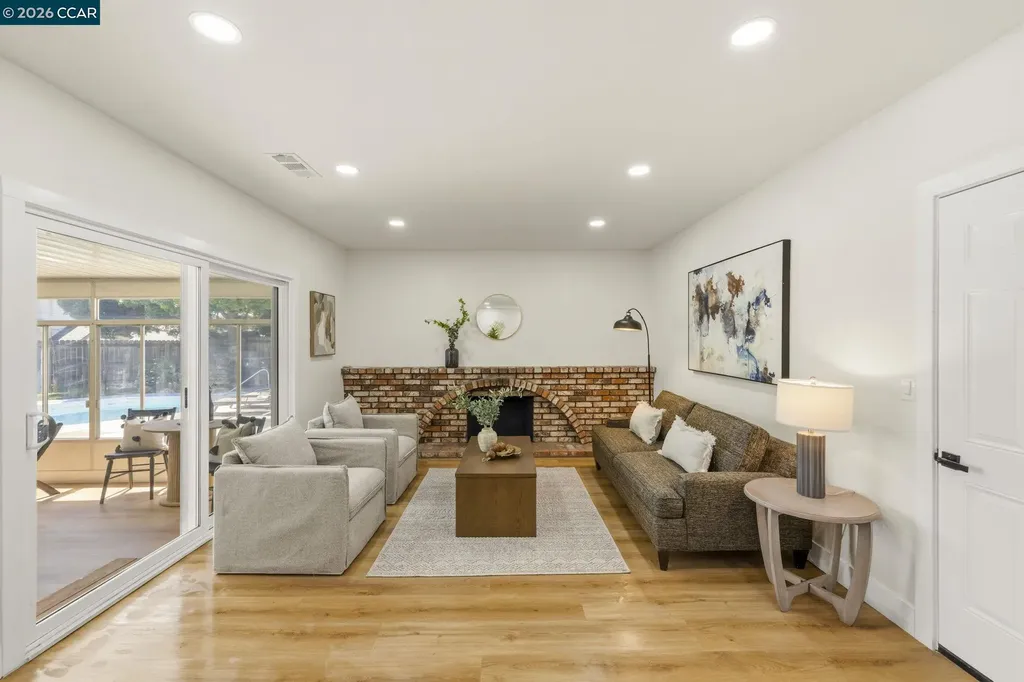 140 Wayne Court Vacaville CA 95687