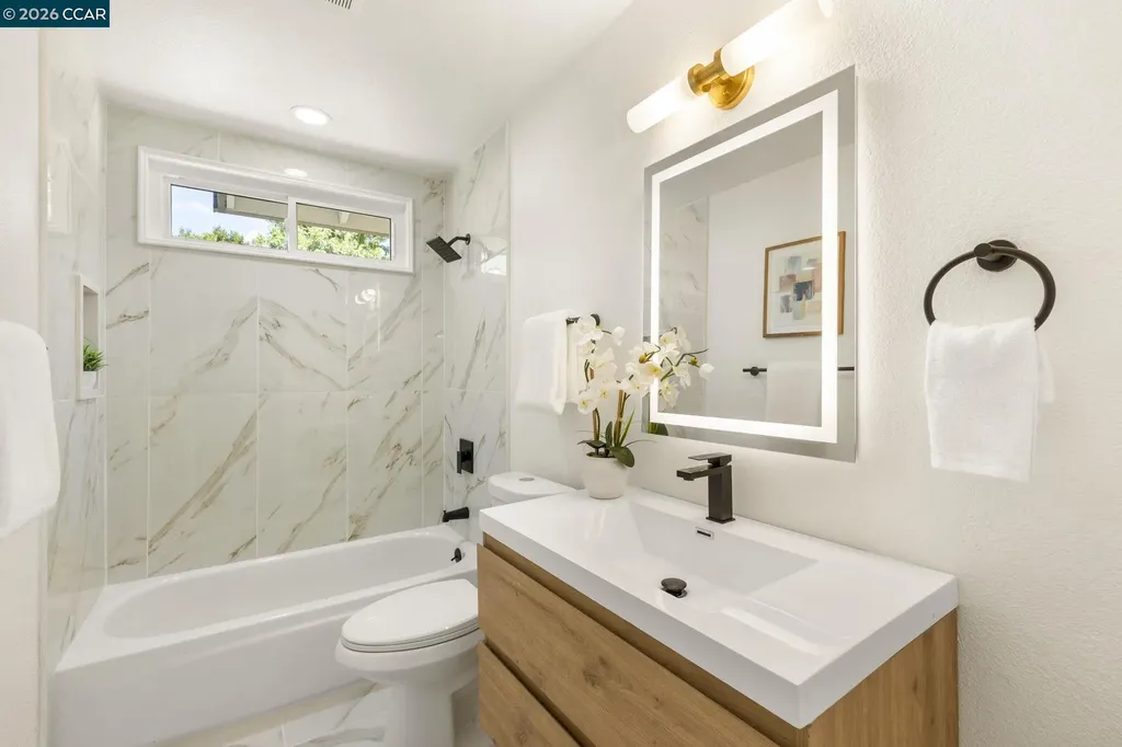 140 Wayne Court Vacaville CA 95687