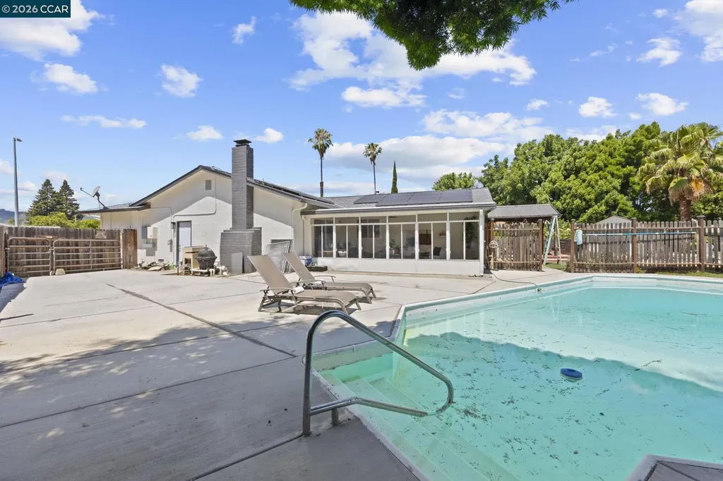 140 Wayne Court Vacaville CA 95687