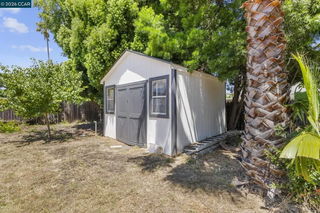 140 Wayne Court Vacaville CA 95687
