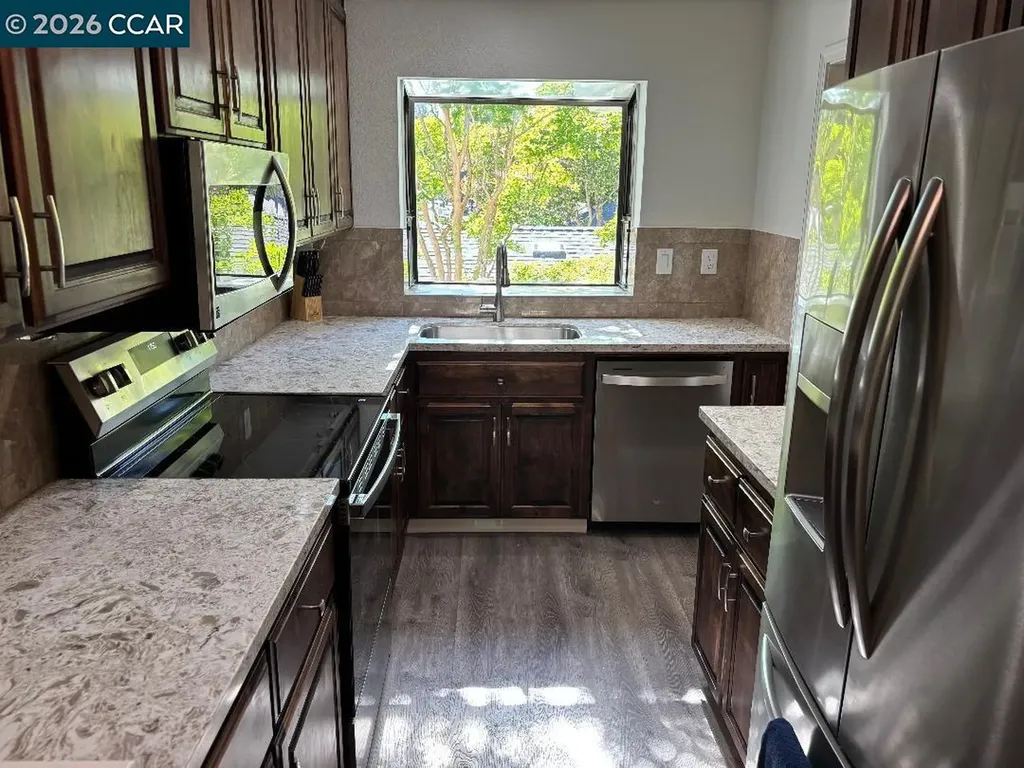 2590 Oak Road Walnut Creek CA 94597