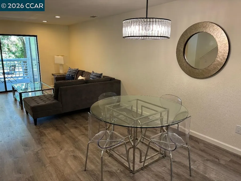 2590 Oak Road Walnut Creek CA 94597
