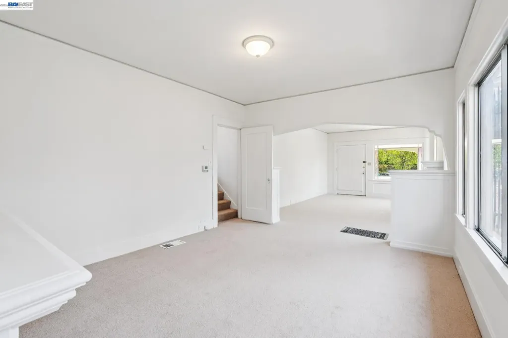 5775 Adeline Street Oakland CA 94608