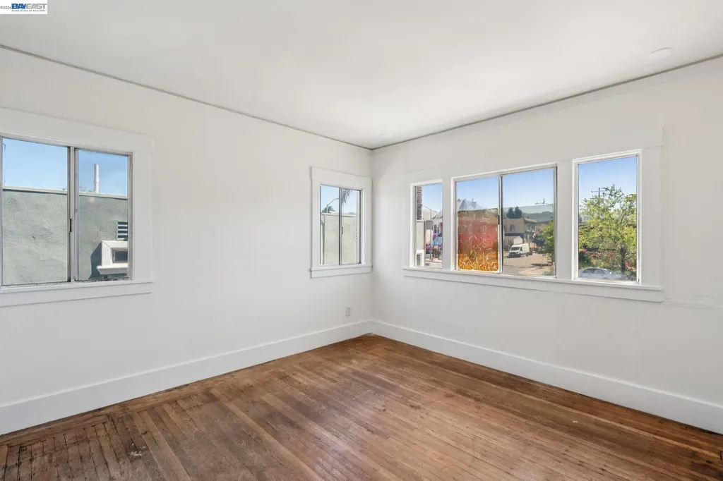 5775 Adeline Street Oakland CA 94608