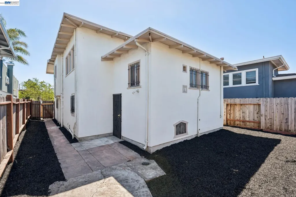 5775 Adeline Street Oakland CA 94608