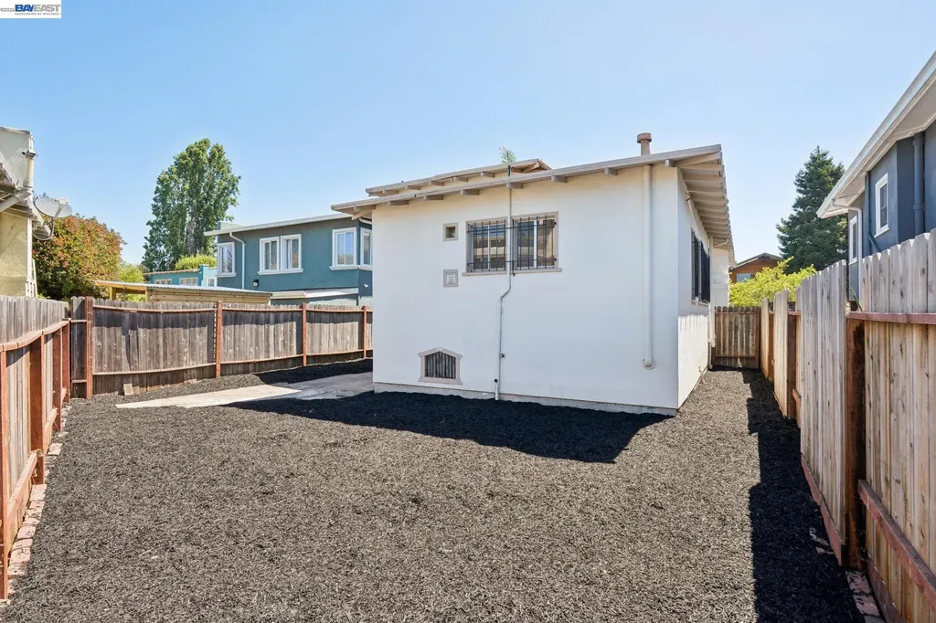 5775 Adeline Street Oakland CA 94608