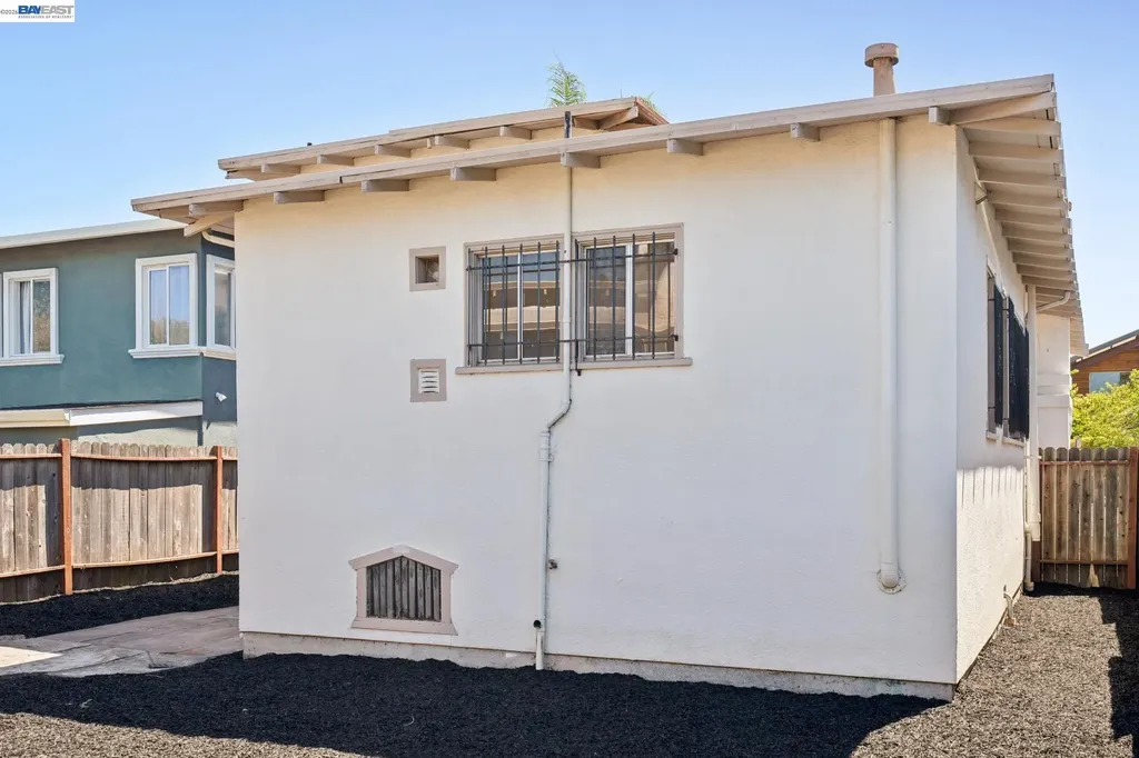 5775 Adeline Street Oakland CA 94608