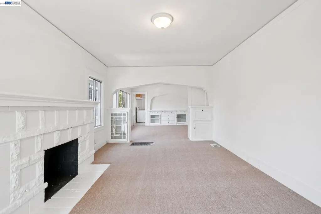 5775 Adeline Street Oakland CA 94608