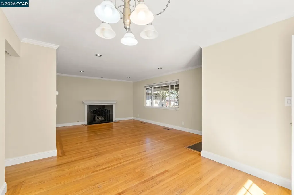 31561 Hugh Way Hayward CA 94544
