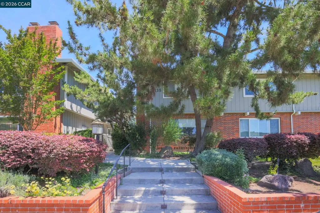 2135 Ascot Drive Moraga CA 94556