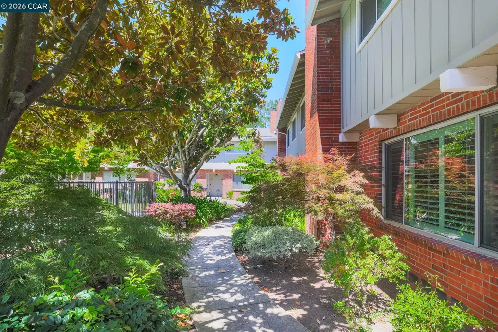 2135 Ascot Drive Moraga CA 94556