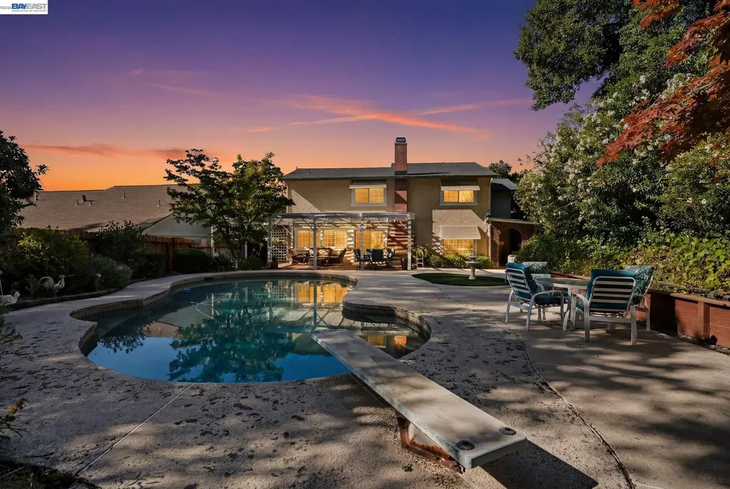 2229 Stewart Avenue Walnut Creek CA 94596