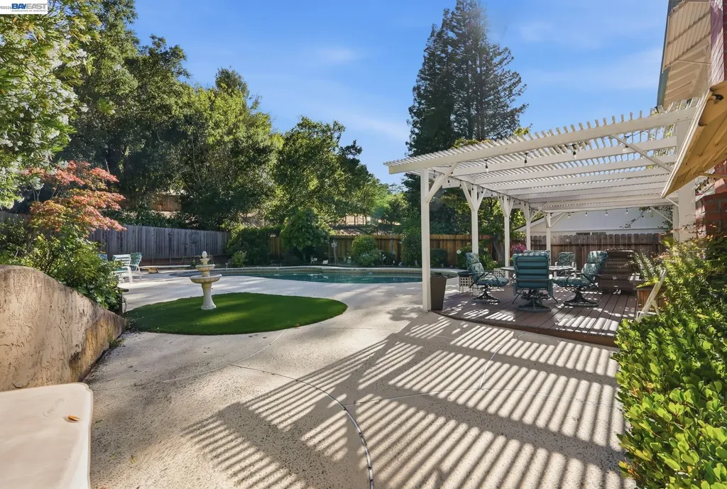 2229 Stewart Avenue Walnut Creek CA 94596