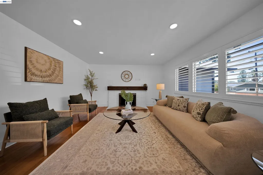 781 Angela Street Pleasanton CA 94566