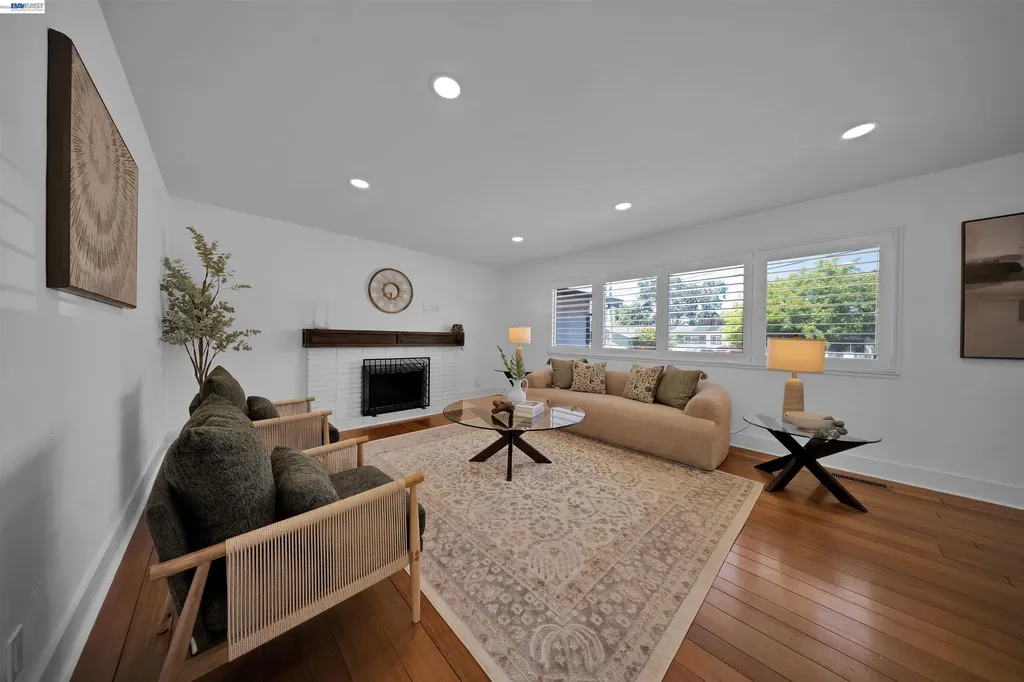 781 Angela Street Pleasanton CA 94566