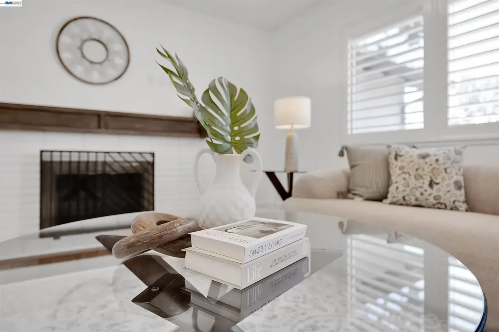 781 Angela Street Pleasanton CA 94566