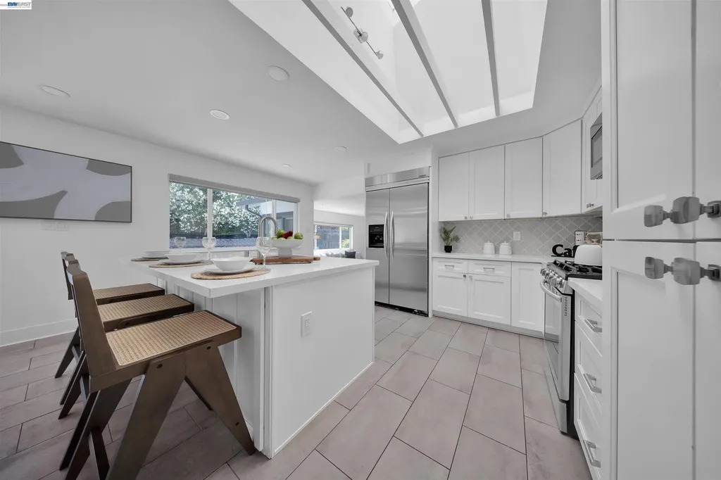781 Angela Street Pleasanton CA 94566