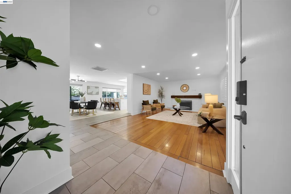 781 Angela Street Pleasanton CA 94566