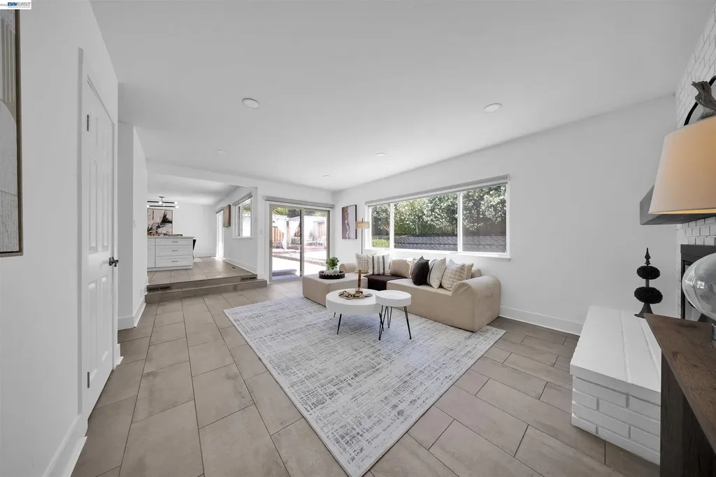 781 Angela Street Pleasanton CA 94566
