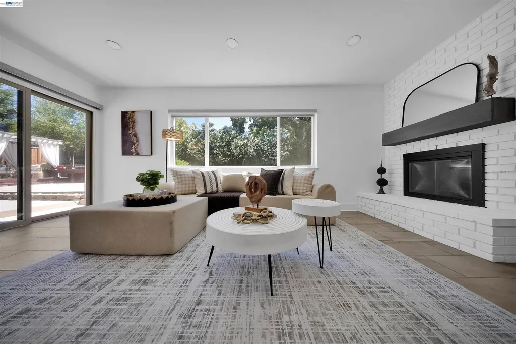 781 Angela Street Pleasanton CA 94566