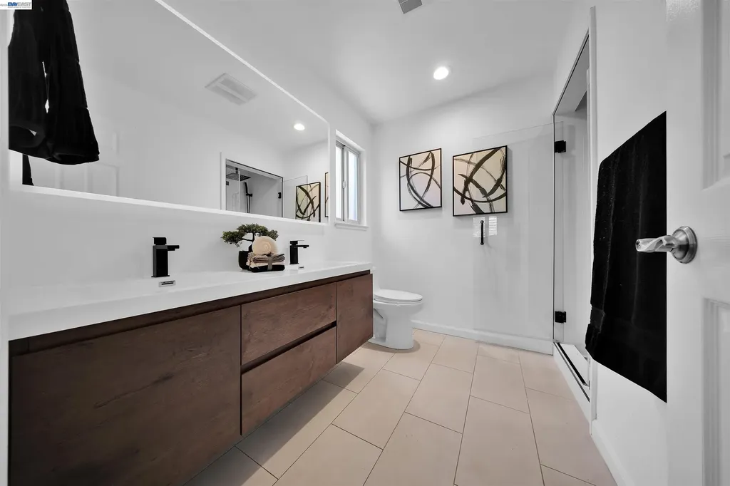 781 Angela Street Pleasanton CA 94566