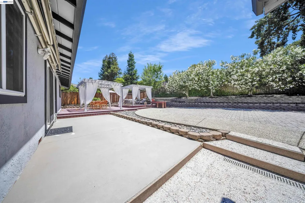 781 Angela Street Pleasanton CA 94566