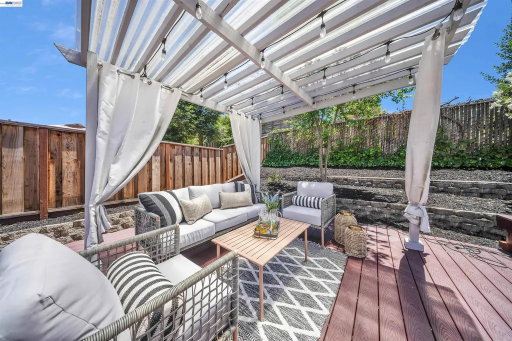 781 Angela Street Pleasanton CA 94566