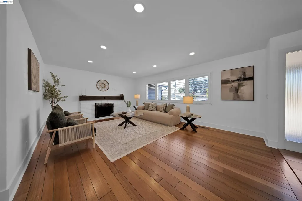 781 Angela Street Pleasanton CA 94566