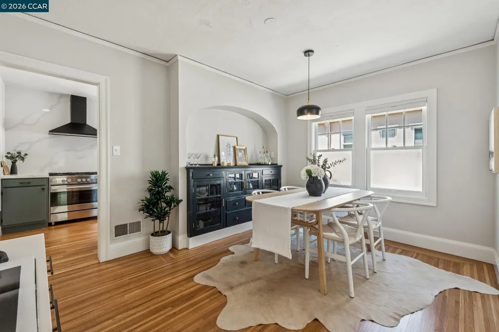 1917 Tiffin Road Oakland CA 94602