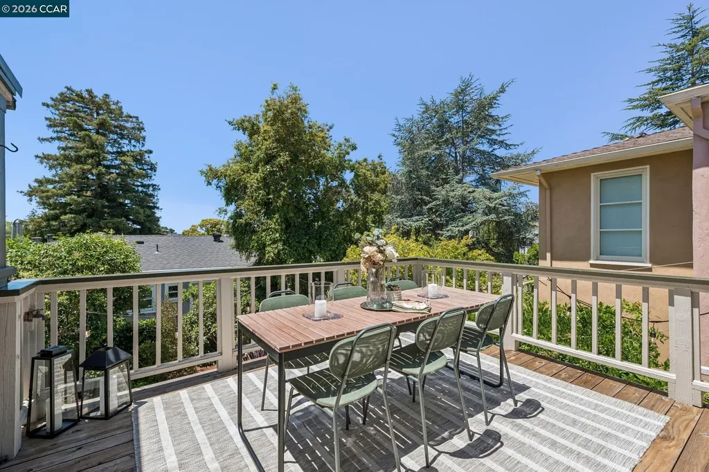 1917 Tiffin Road Oakland CA 94602
