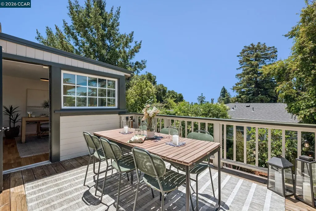 1917 Tiffin Road Oakland CA 94602