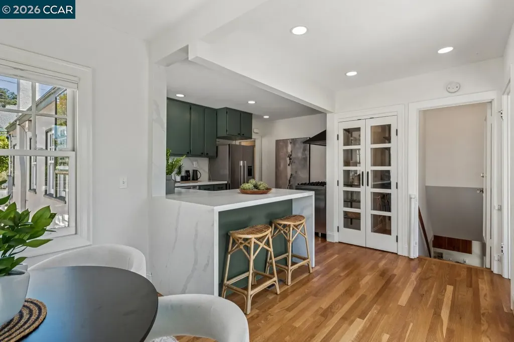 1917 Tiffin Road Oakland CA 94602